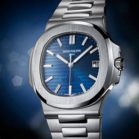 patek philippe nautilusnavy|Patek Philippe nautilus full diamond.